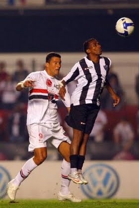[carlos+voando+alberto.JPG]