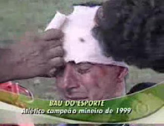 gallo+sangrando - O GRITO DO CAPIT&Atilde;O