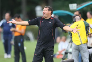 ELE É LUXEMBURGO roth+idiota - ELE É LUXEMBURGO