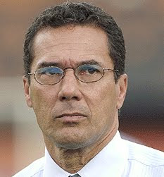 luxa+galo - Um homem, mil nomes