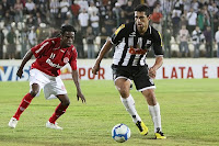 Atlético 1×2 Internacional diego+souza+x+inter - Atlético 1×2 Internacional