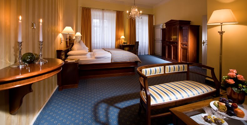 World Luxury Hotel