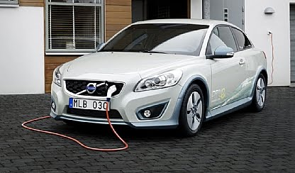 [Chicago+Auto+Show+Volvo+C30+2010.png]