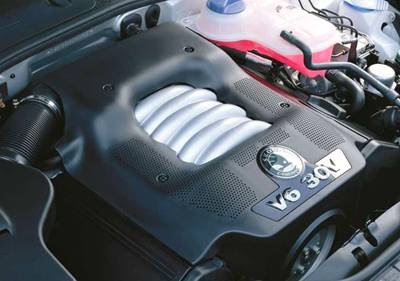 2001+Skoda+Superb+engine.jpg