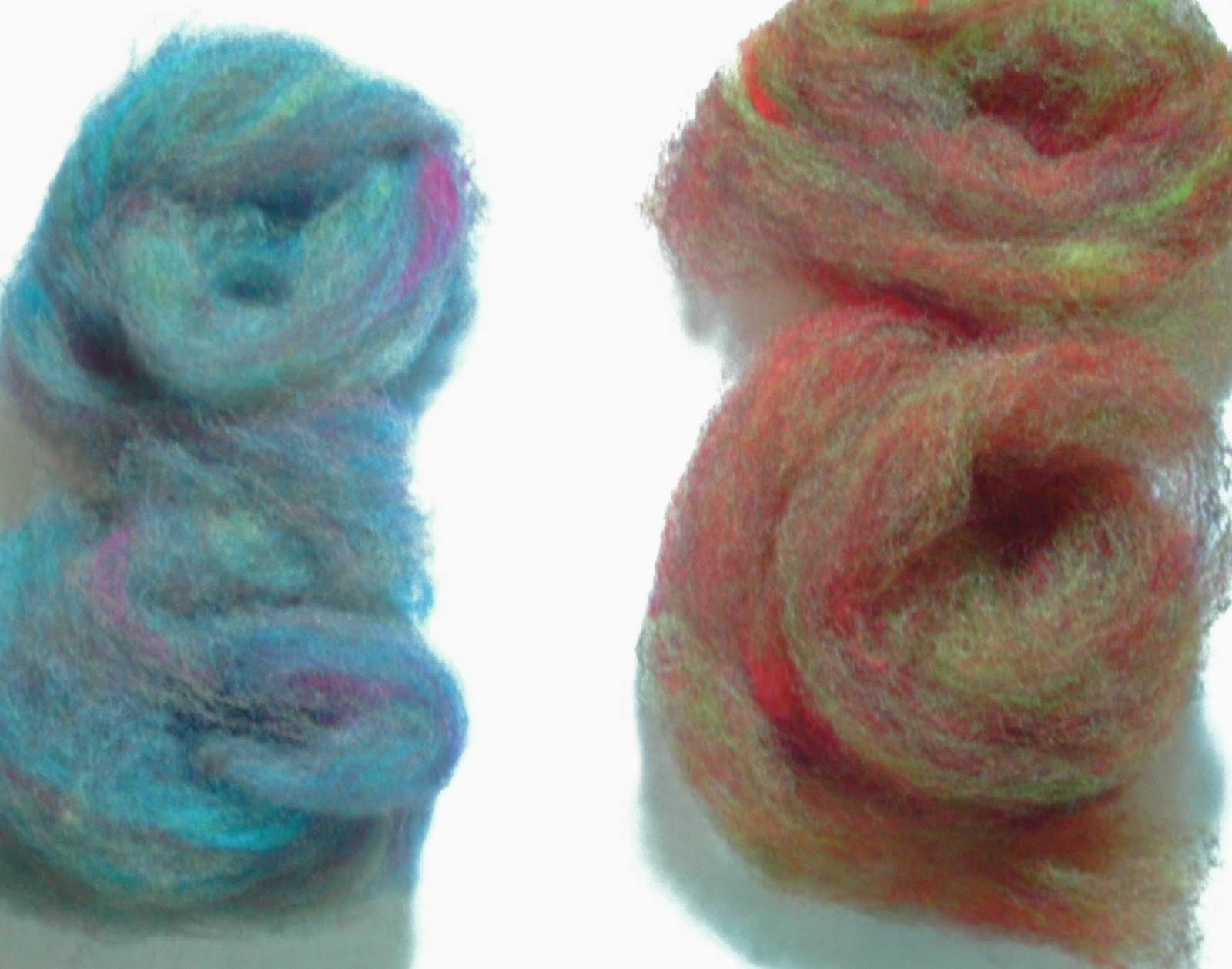 Yarnspinners Tales Color Blending using the tertiary colors dyed fiber