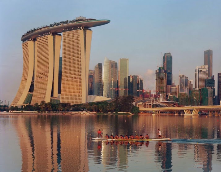 Marina-Bay-Sands-Architecture--Moshe-Safdie-Singapore-yatzer_3.jpg
