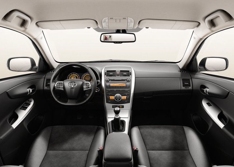 2010 Toyota Corolla Back Seat Dimensions
