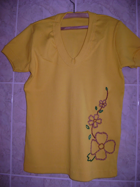 Blusa amarela Canelada R$ 22,00