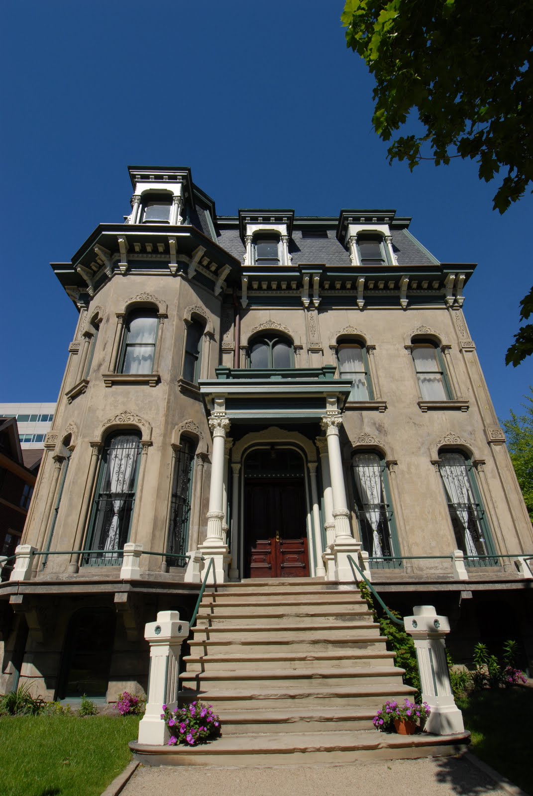 South Loop Connection Rent a Piece of History The Historic Keith House