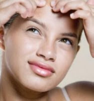 Como tirar as espinhas do rosto 