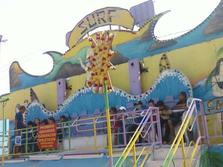 Moonriel: Parque de Diversões na 6ª feira 13 :| tenso