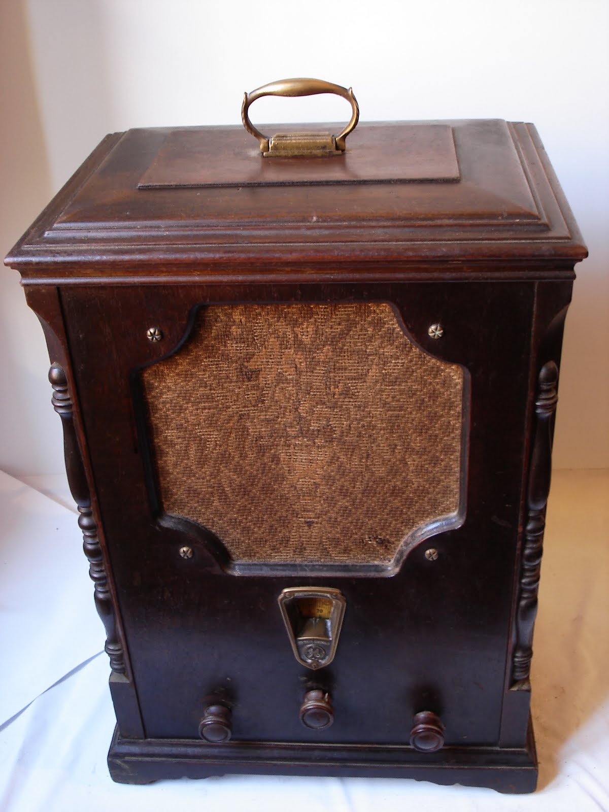 La Radio a traves del tiempo: RADIO GENERAL ELECTRIC MODELO S22 "JUNIOR