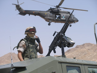 Chacón pedirá al Parlamento enviar más tropas a Afganistán si es necesario.