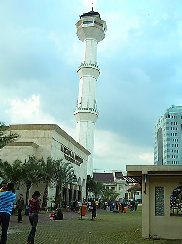 Mesjid Agung Bandung (Yulian Firdaus)
