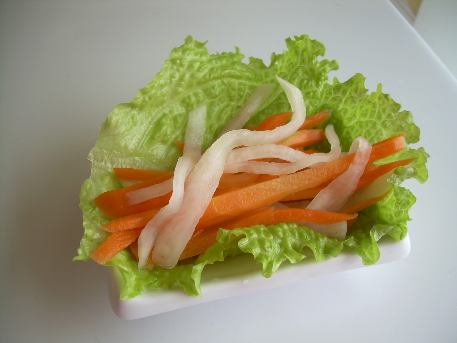 Vietnamese Carrot & Radish Pickles