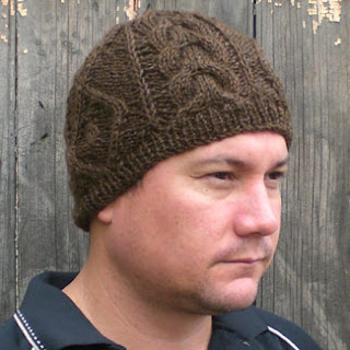 Travel headwear: Aran-style beanie, knit pattern