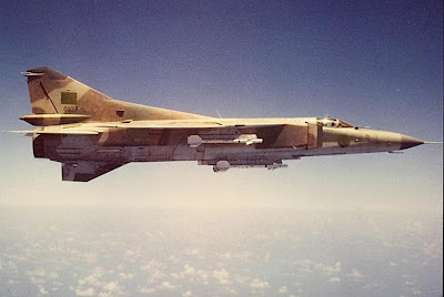 MIG-23MS+6927+08-1981+GOLFO+DE+SIDRA+LIBIA.JPG