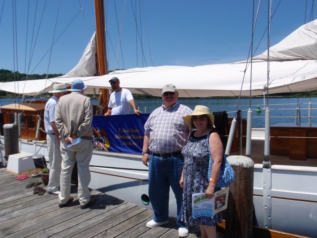 Kings Point Waterfront Professor Ales and Hundreds of Others Visit