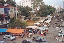 Feira de Artes, Cultura e Lazar da Praça Benedito Calixto em Pinheiros.