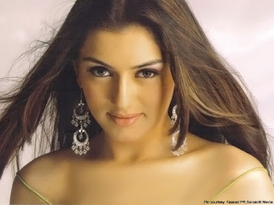 hansika.jpg
