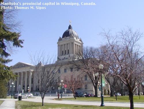 [Manitoba's+provincial+capitol+in+Winnipeg,+Canada]