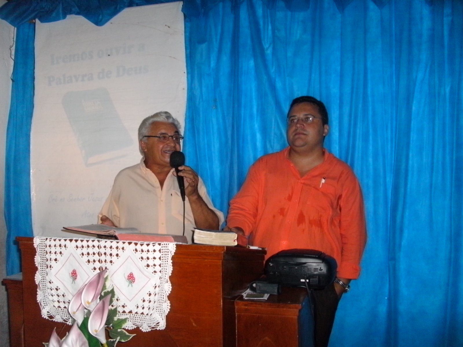 [PICT5716.JPG]