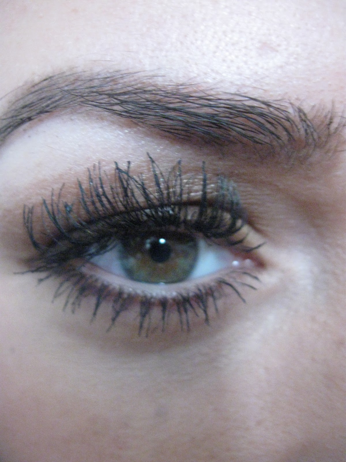 Chanel Inimitable mascara - discover if it gives you lashes to die for