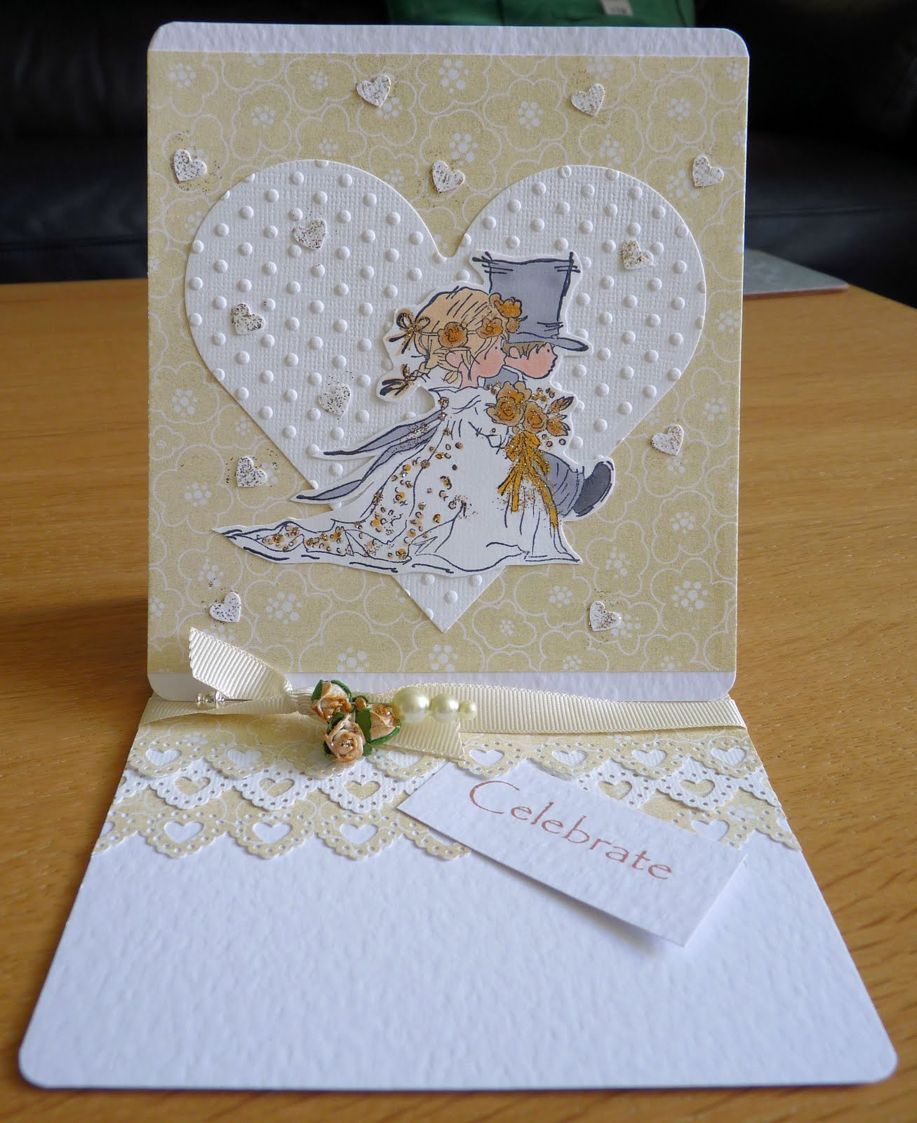 wedding_card_cream&gold.jpg