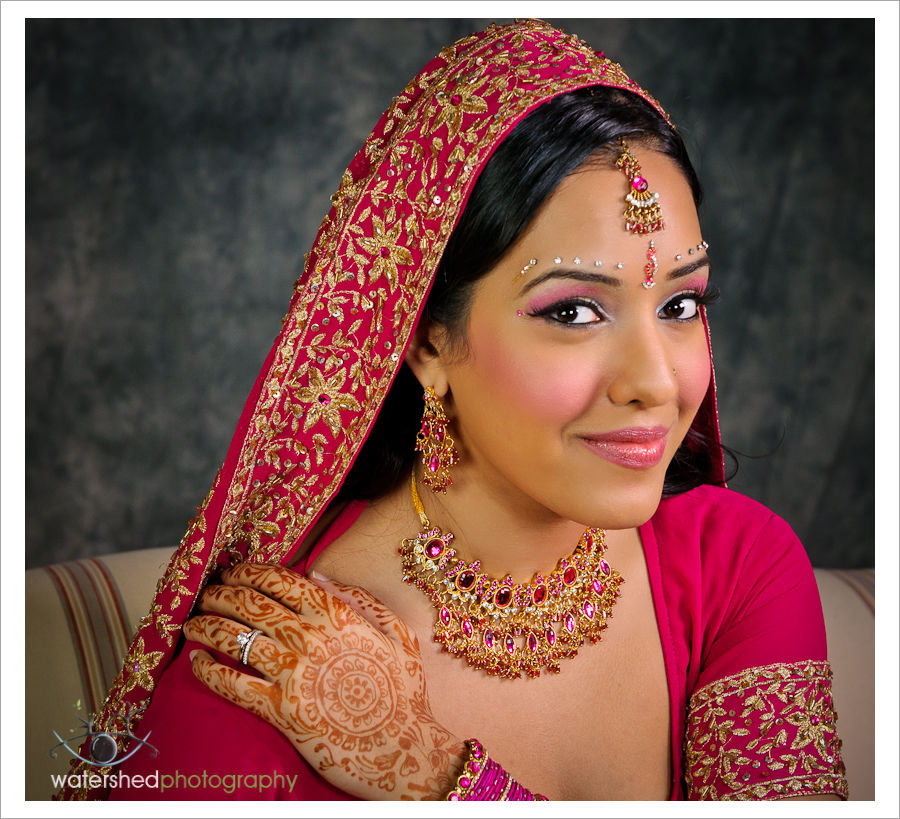 Fashion In The World Indian Brides Looks Very Beautiful fashion-in-the-world-indian-brides-looks-very-beautiful