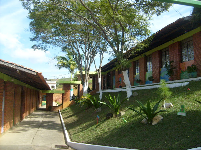 Escola Municipal "Dr. Matheus Monteiro da Silva"