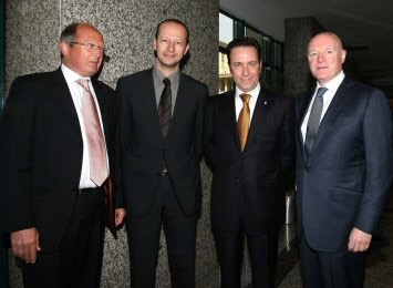 [14217ee6dde3768dc9e163cb540258cf.jpg]