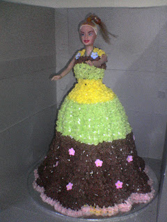 Barbie Cake untuk Rara