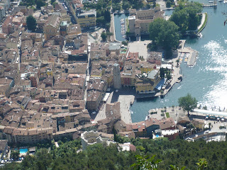 Blick auf Riva von der Via dell' Amicizia