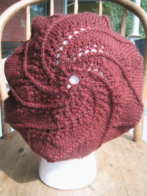 Eight Pointed Star Slouchy Beret
