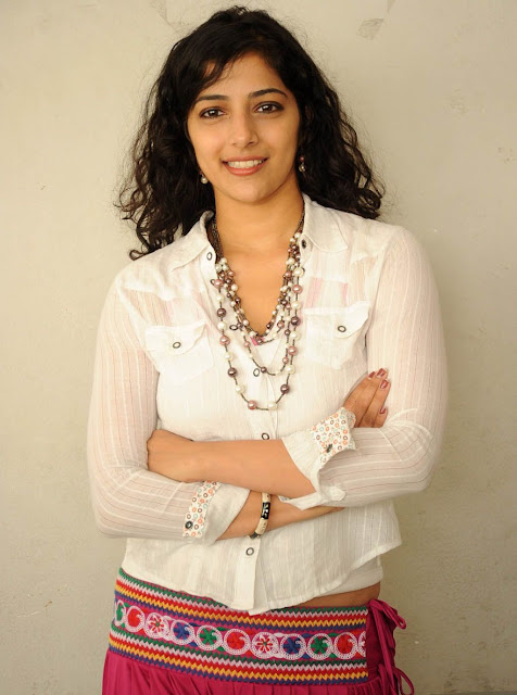 Photos Actress Nishanti Evani Latest Stills at LBW Movie Press Meet unseen pics