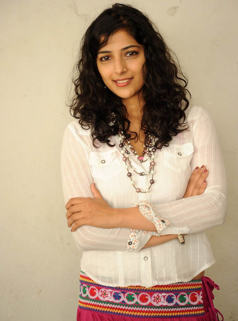 Photos Actress Nishanti Evani Latest Stills at LBW Movie Press Meet gallery pictures