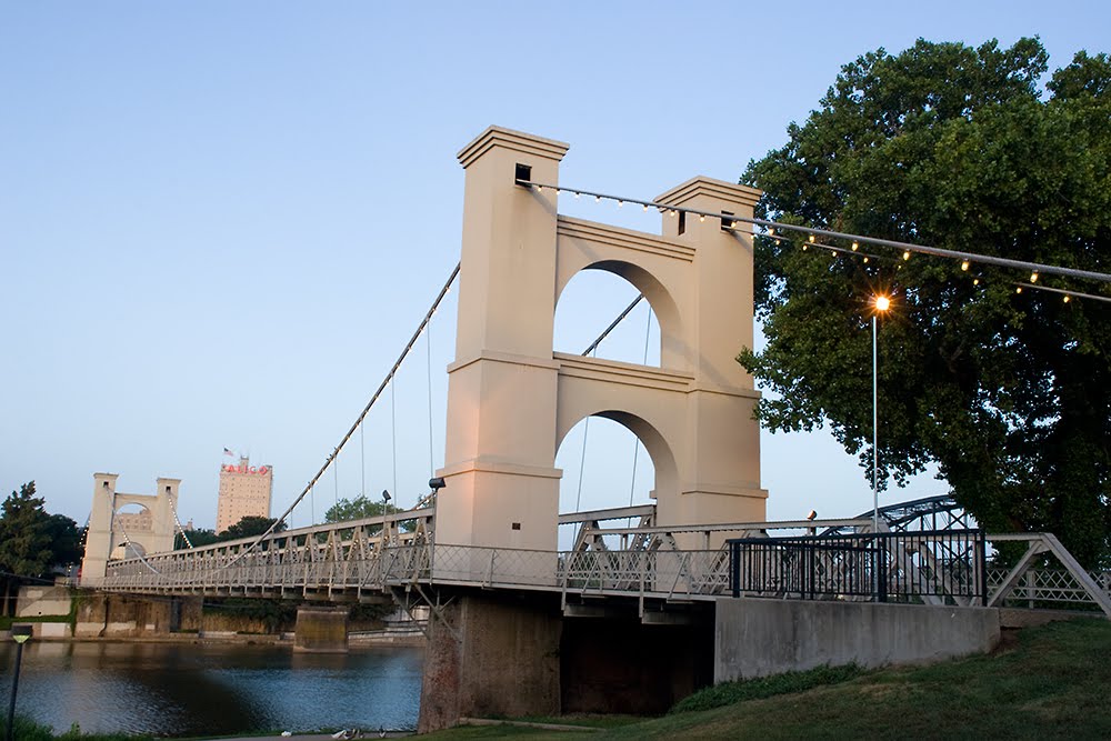Jason and Melaina Photography Waco Landmarks for Hillcrest