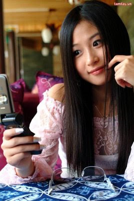 Long Straight Hairstyles For Asian Women 2013