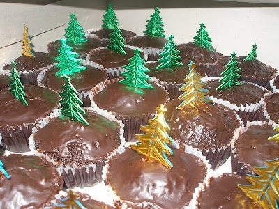 Christmas muffins how to make chocolate or blueberry muffin recipe cake Benji's Cakes: Bakes for all Occasion