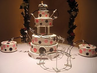 WEDDING CAKES,The Roller Coaster Wedding Cake
