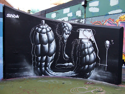 graffiti wall