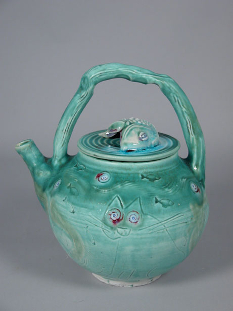 [Catfish-Teapot-Porcelain32K.jpg]