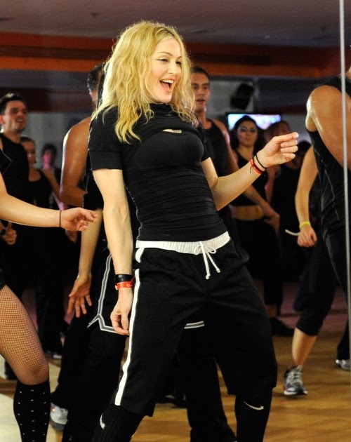 madonna-hard_candy_fitness_mexico.jpg