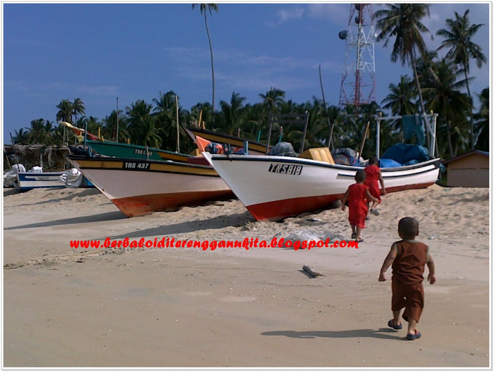 MENIKMATI PANORAMA YANG INDAH DI PANTAI BATU RAKIT | Berbaloi di ...