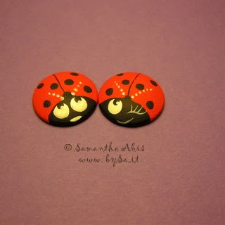 Coccinelle in legno adesive cm 14x19 mm pezzi 15