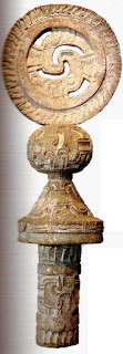 Objeto de piedra antiguo azteca