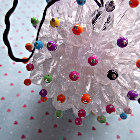 twinklyspangle: Amazingly Awesome Bauble {DIY}