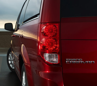 New Dodge Grand Caravan (Voyager) 2011 2012  details and pictures