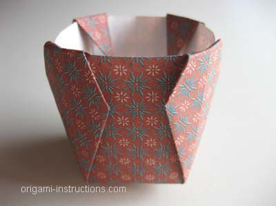 [17-easy-origami-vase.jpg]