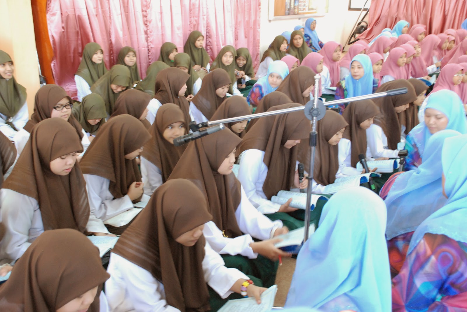 Majlis Khatam Al-Quran murid-murid Tahun 6